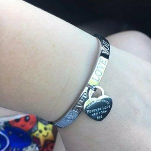 NEW Stainless Steel Silver Bangle Forever Love